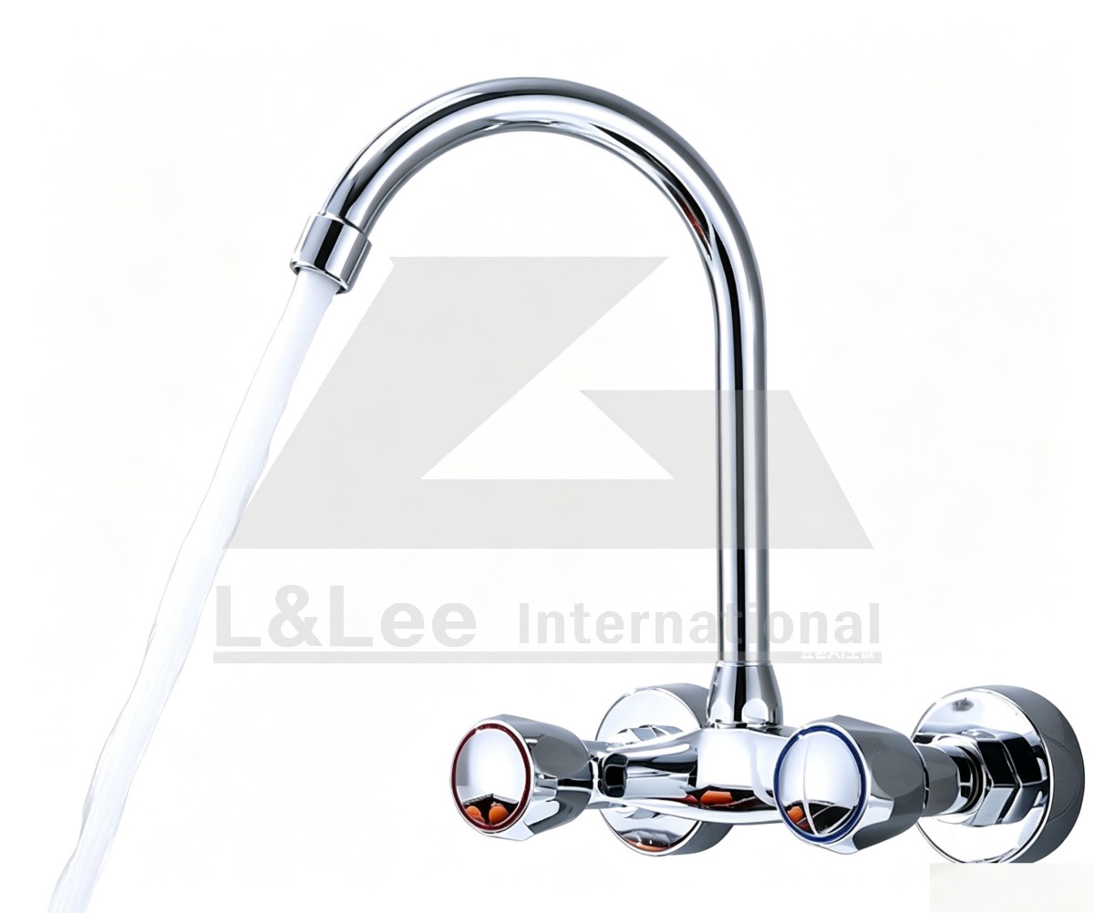 Classic‑Style High‑Spout Kitchen Mixer Tap  